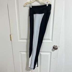 Women’s Under Armour leggings